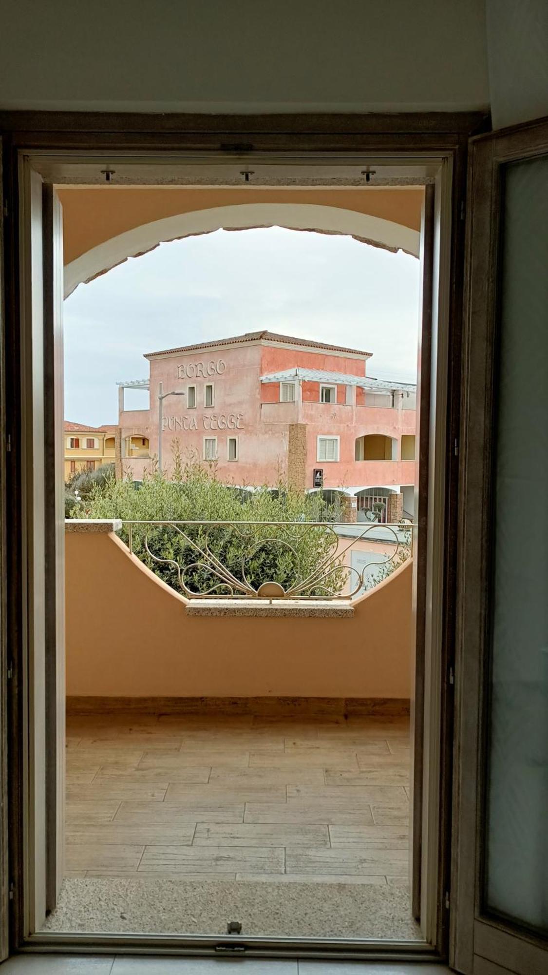 Appartamento Vista Mare Punta Tegge ลามัดดาเลนา ภายนอก รูปภาพ