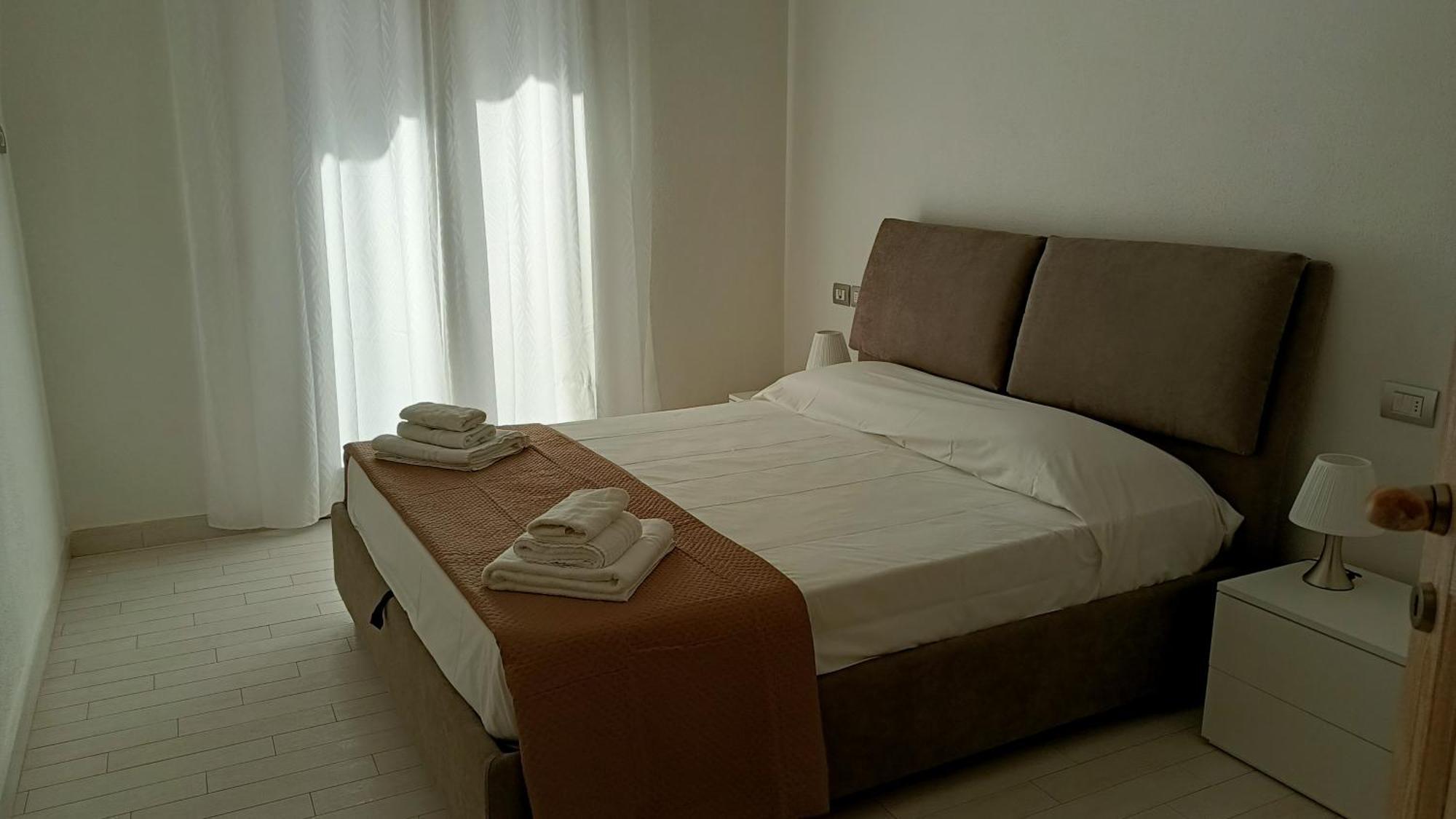 Appartamento Vista Mare Punta Tegge ลามัดดาเลนา ภายนอก รูปภาพ