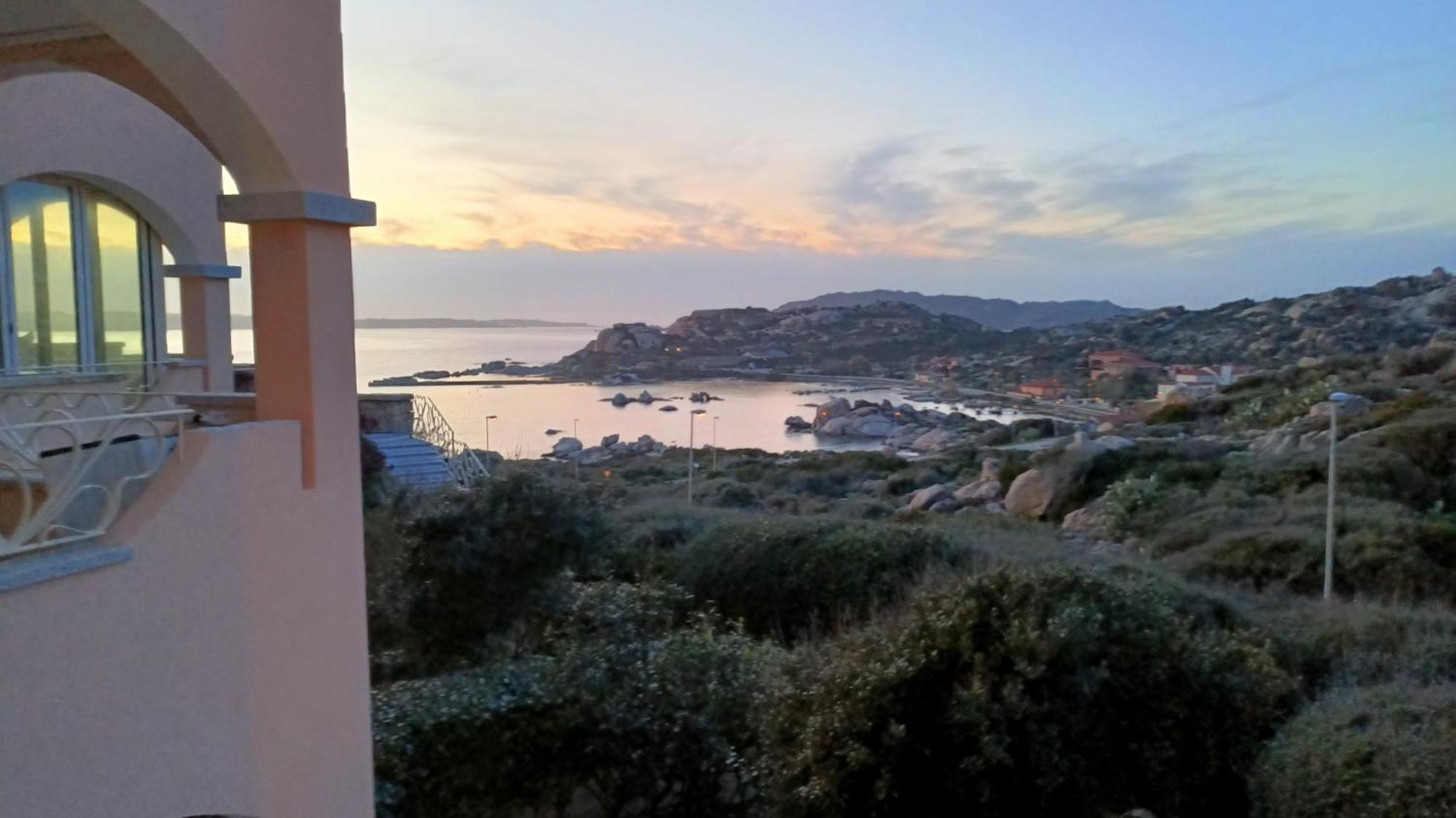 Appartamento Vista Mare Punta Tegge ลามัดดาเลนา ภายนอก รูปภาพ
